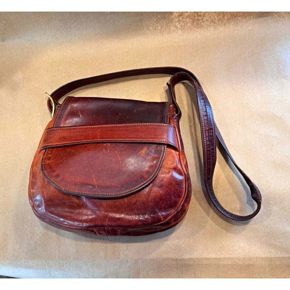 Puddle Dock Women’s Small Brown leather Shoulder Bag, Buckle, Adjustable Strap